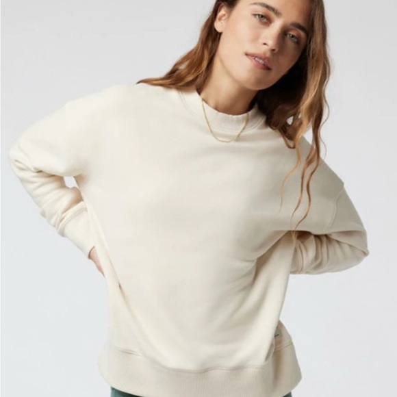 Vuori Sweaters - Cream Sweatshirt